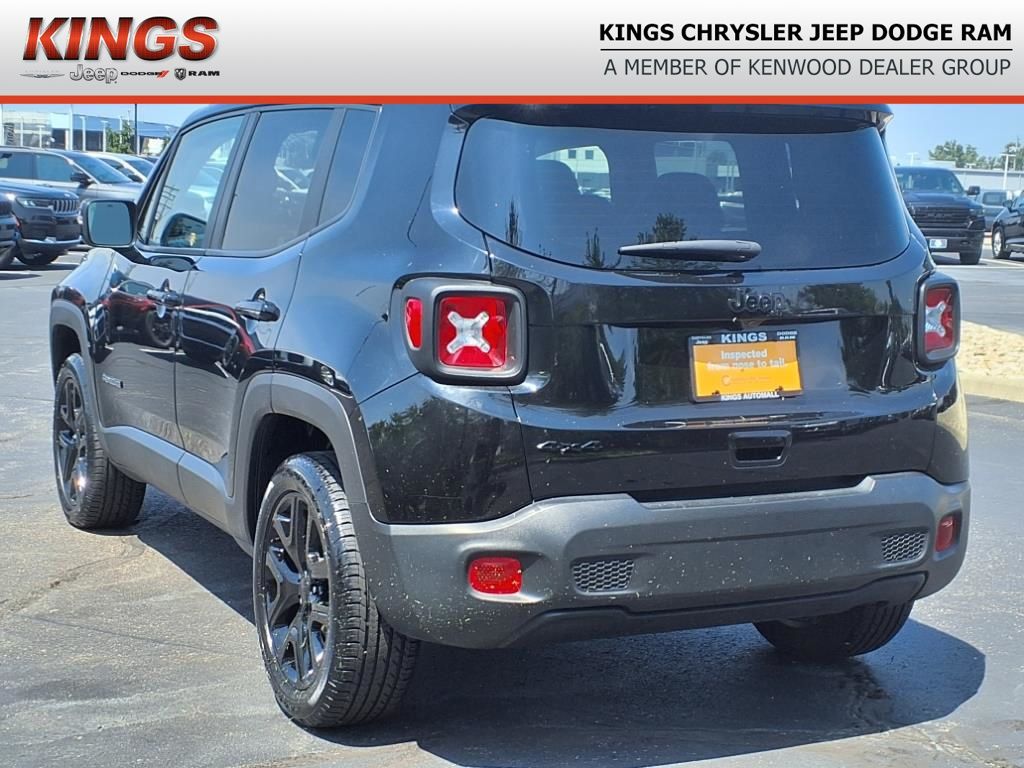 2023 Jeep Renegade Latitude photo 2