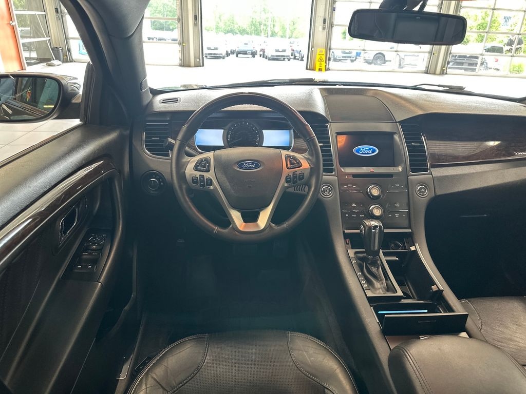 Used 2016 Ford Taurus Limited Sedan