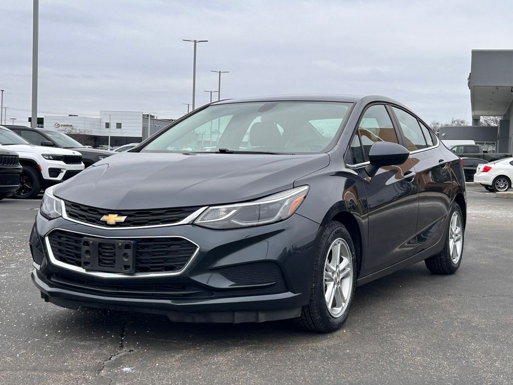 Used 2018 Chevrolet Cruze LT Auto Sedan