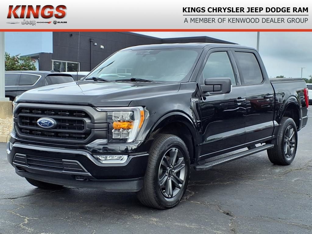 2023 Ford F-150 XLT photo 2