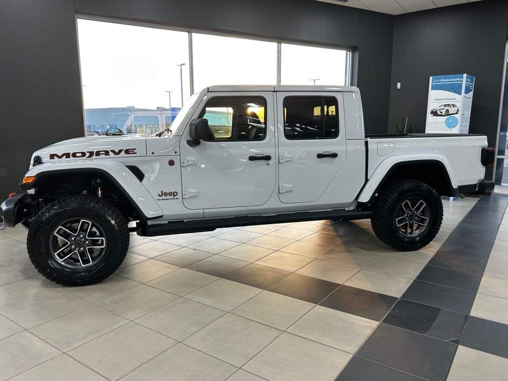 New 2026 Jeep Gladiator Mojave Pickup