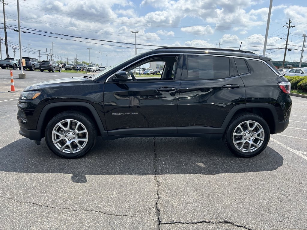 Used 2022 Jeep Compass Latitude Lux SUV