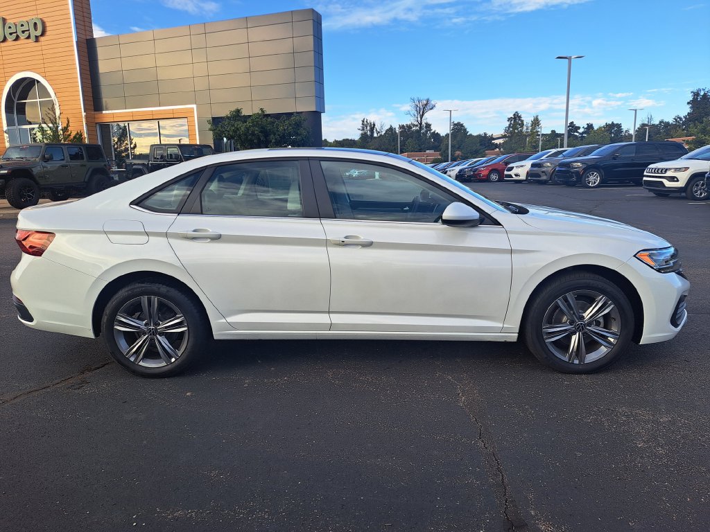 Used 2024 Volkswagen Jetta 1.5T SE Sedan