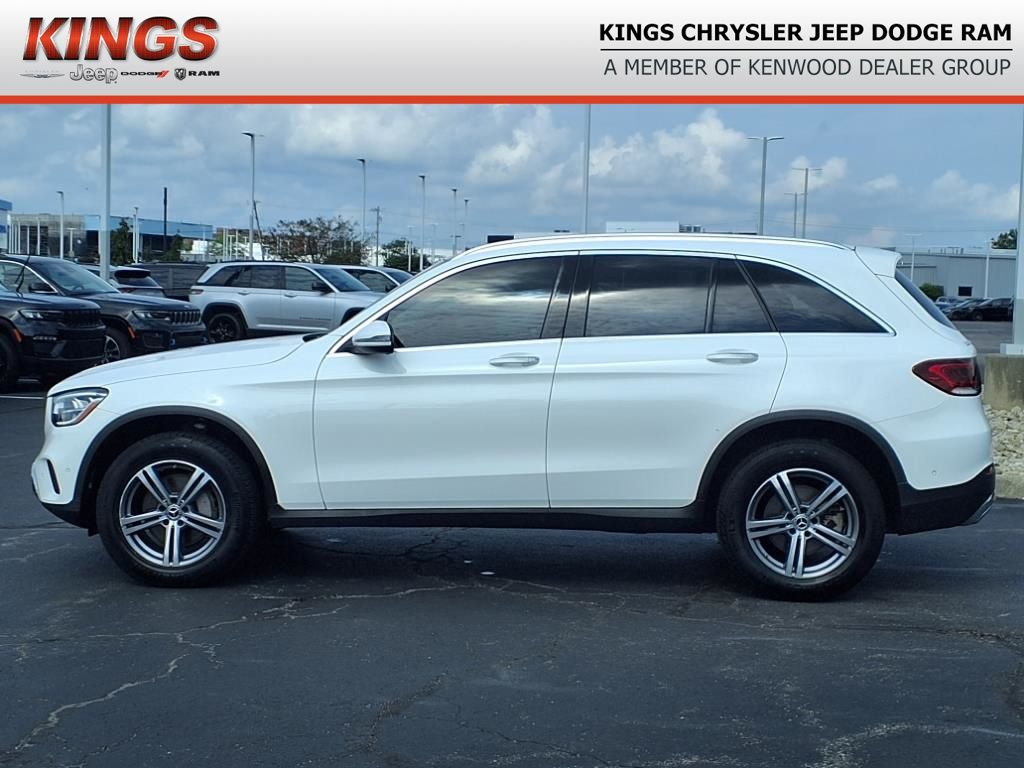 2022 Mercedes Benz GLC 300 4MATIC photo 3