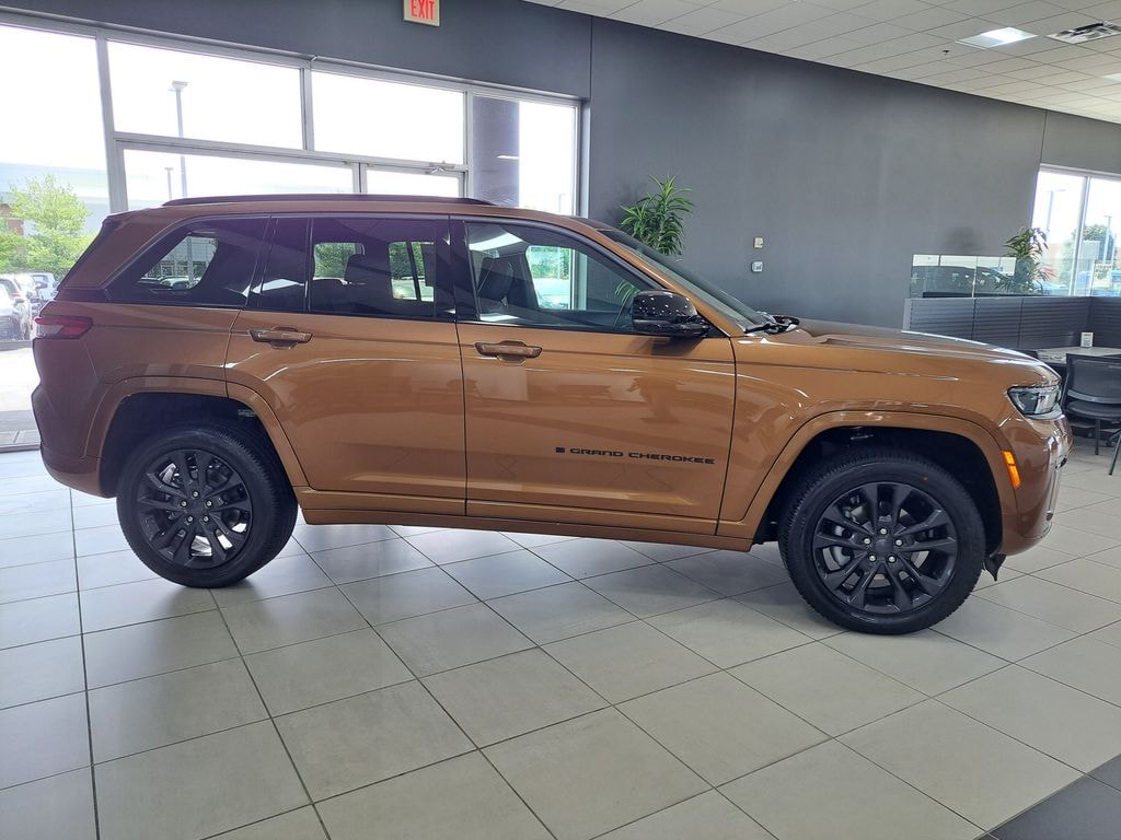 New 2026 Jeep Grand Cherokee Limited Reserve Sport Utility