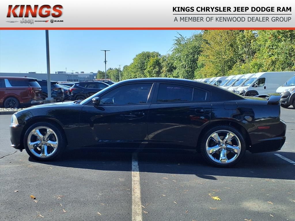 2013 Dodge Charger R/T photo 3