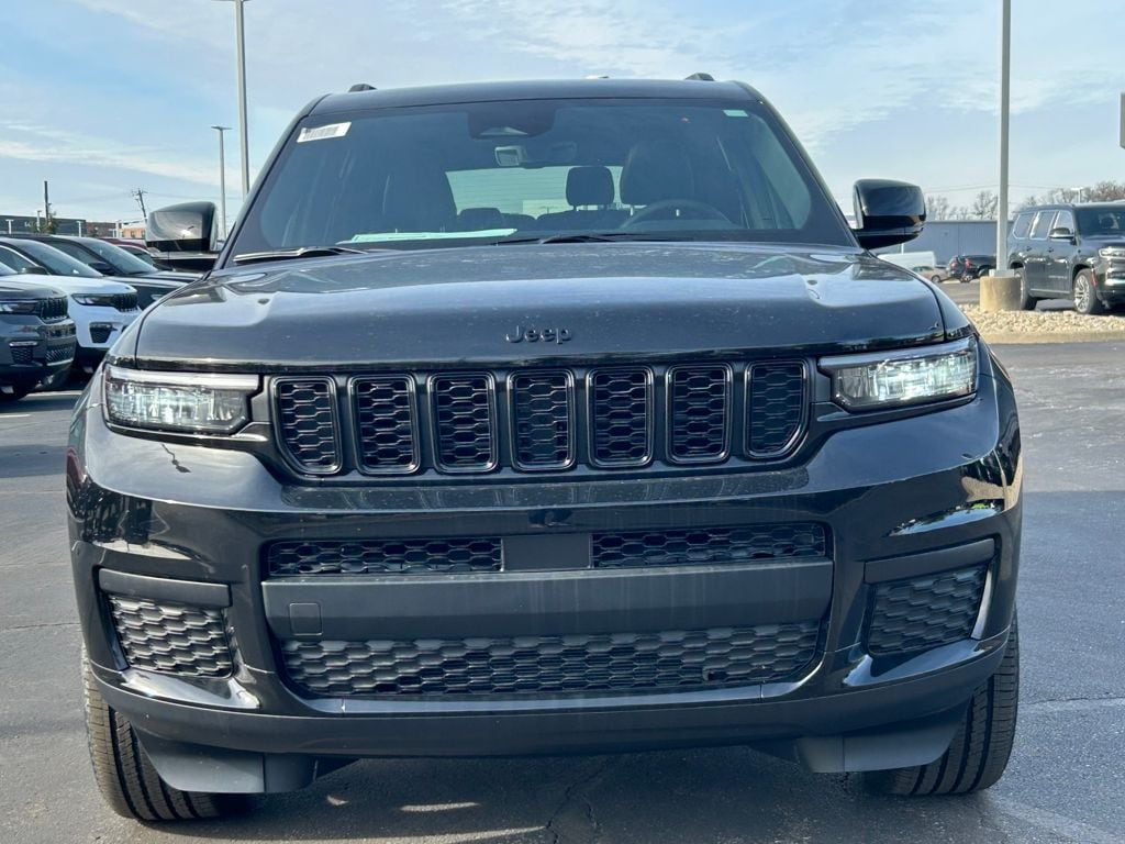 2025 Jeep Grand Cherokee L Altitude - Photo 2