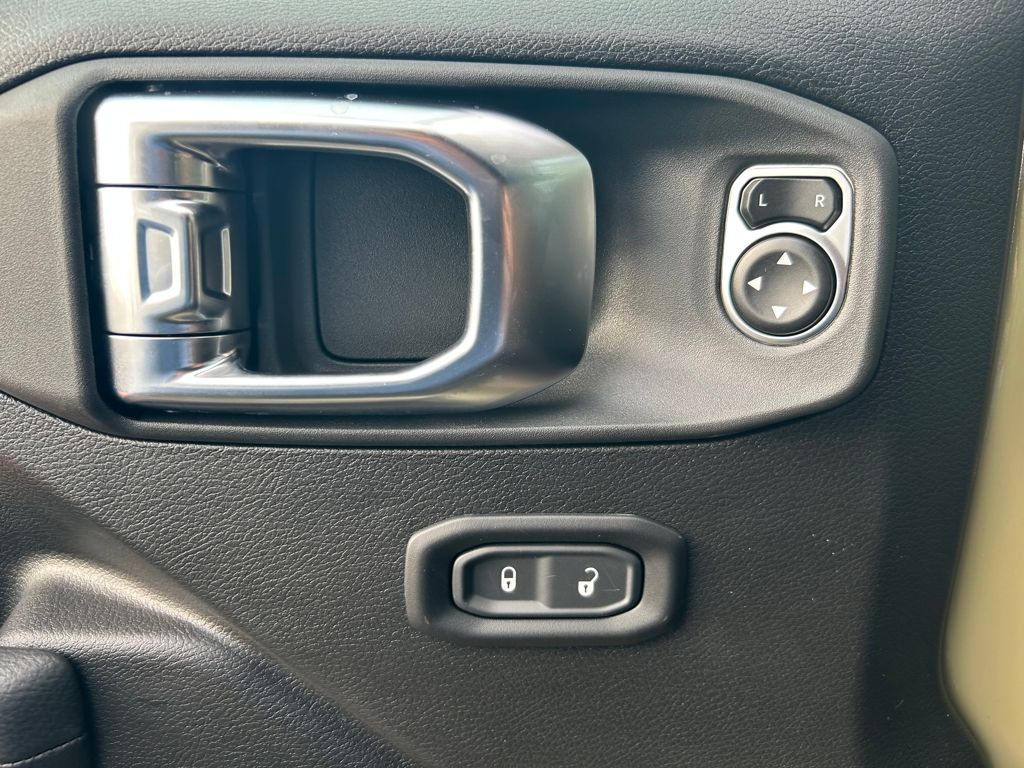2025 Jeep Wrangler 4-Door Sport S - Photo 17