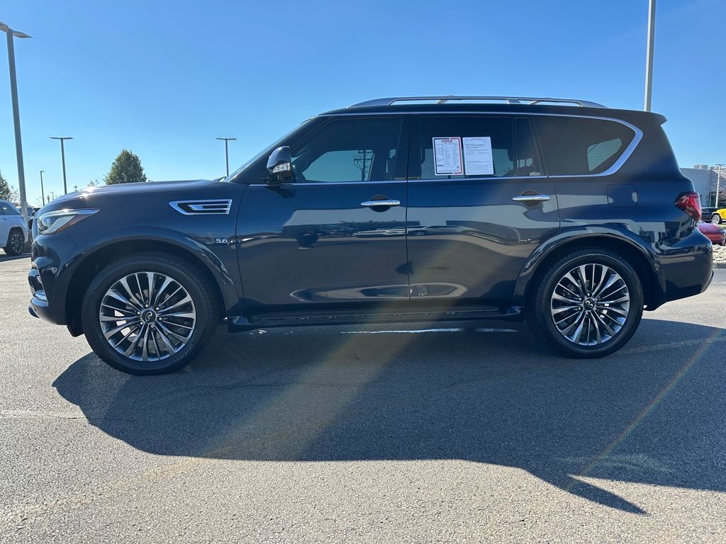 2018 Infiniti QX80 photo 4