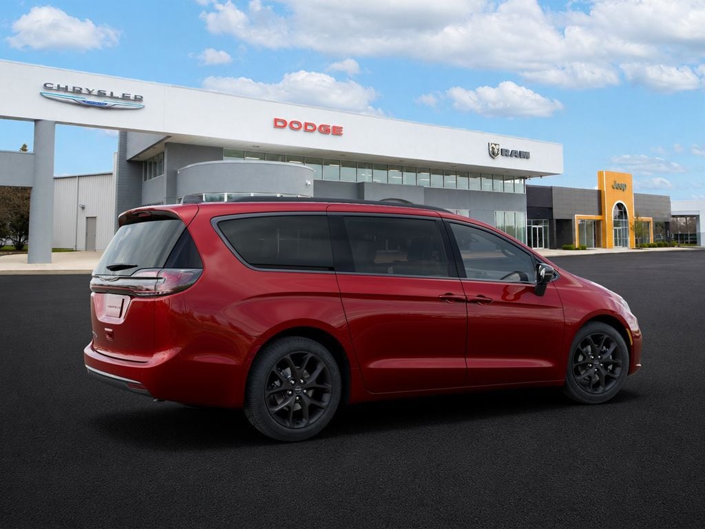 New 2026 Chrysler Pacifica Select Passenger Van