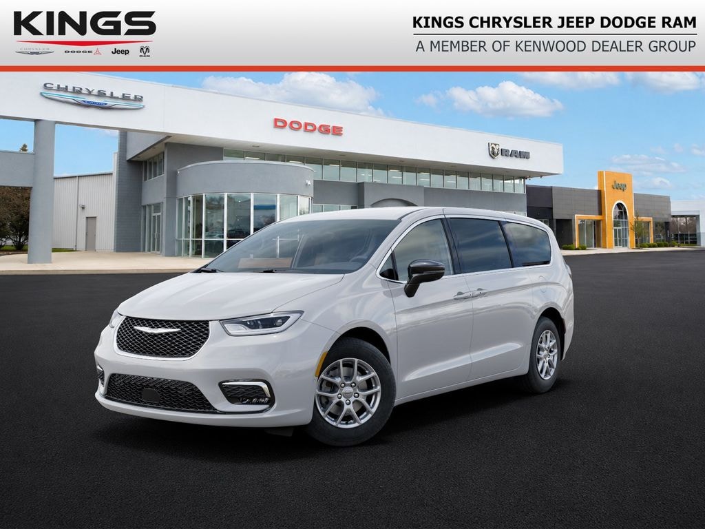 New 2026 Chrysler Pacifica Select Passenger Van