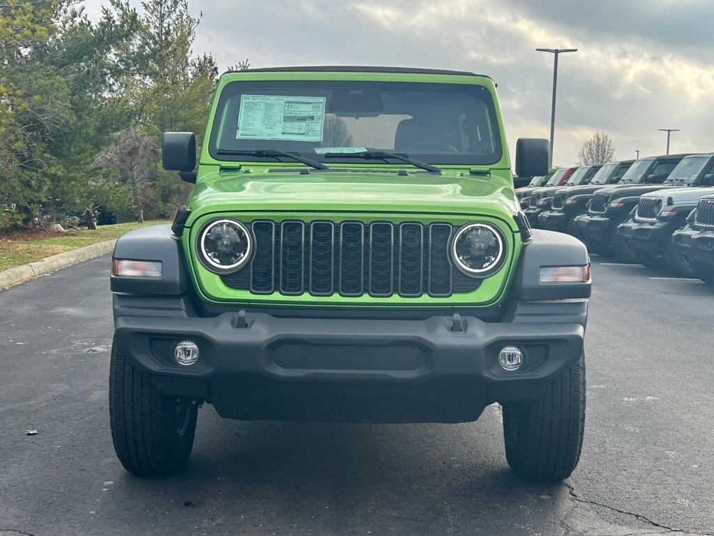 New 2025 Jeep Wrangler Sport S Sport Utility