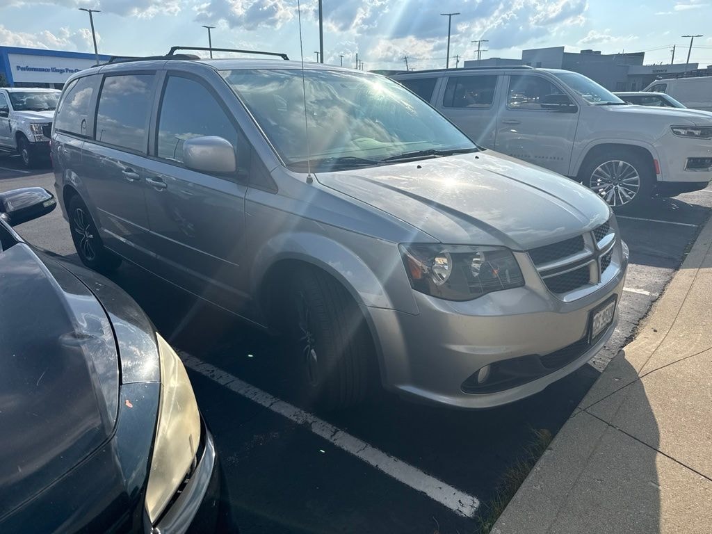 Used 2016 Dodge Grand Caravan R/T Van