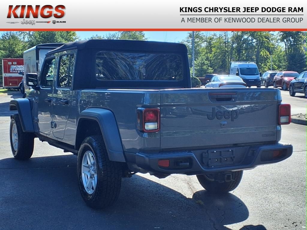 2020 Jeep Gladiator Sport photo 4