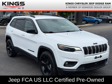 Featured 2023 Jeep Cherokee Altitude Lux SUV for sale in Cincinnati, OH