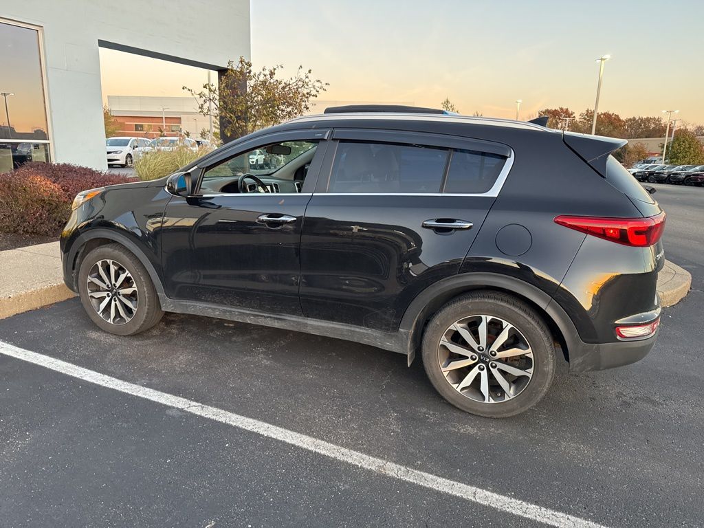 2017 Kia Sportage EX photo 4