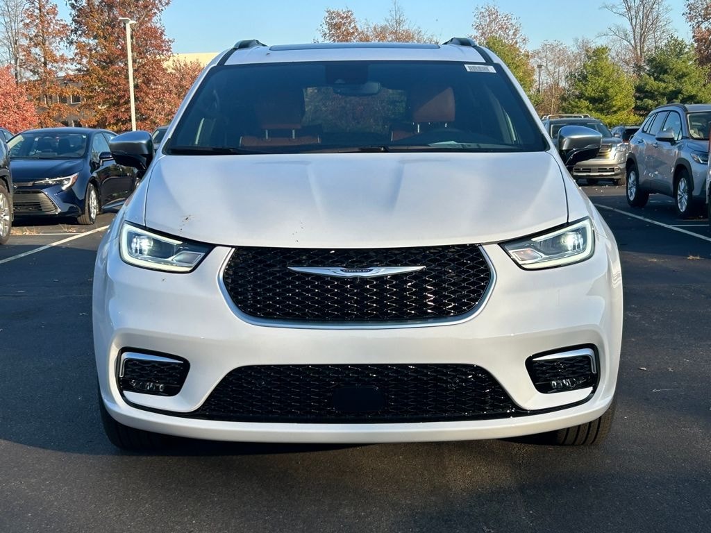 New 2026 Chrysler Pacifica Pinnacle Passenger Van
