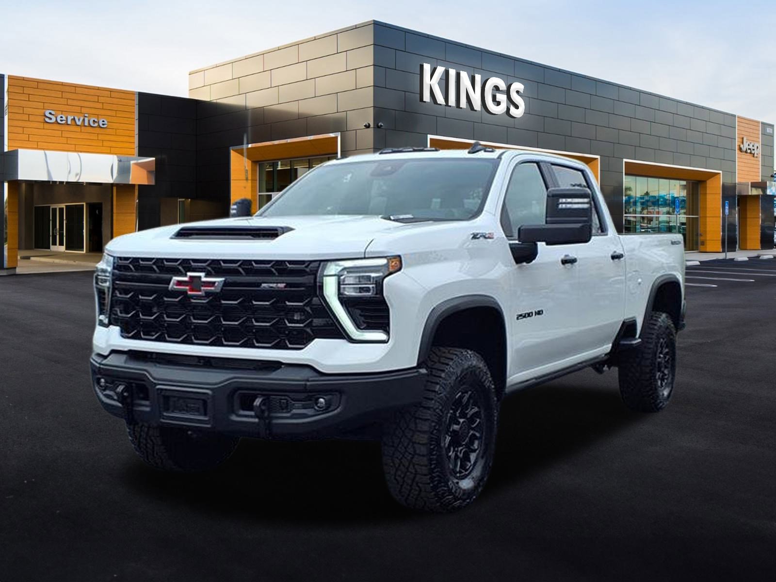 2024 Chevrolet Silverado 2500HD ZR2 photo 2