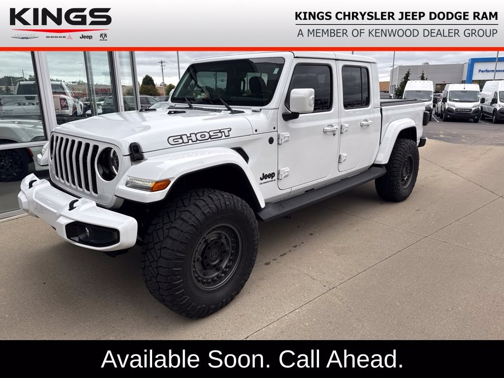 Used 2023 Jeep Gladiator Overland Truck Crew Cab