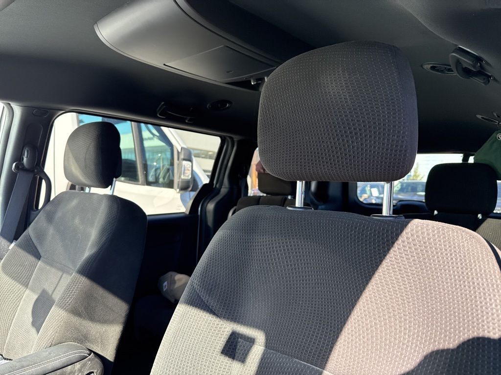 2017 Dodge Grand Caravan SE photo 4