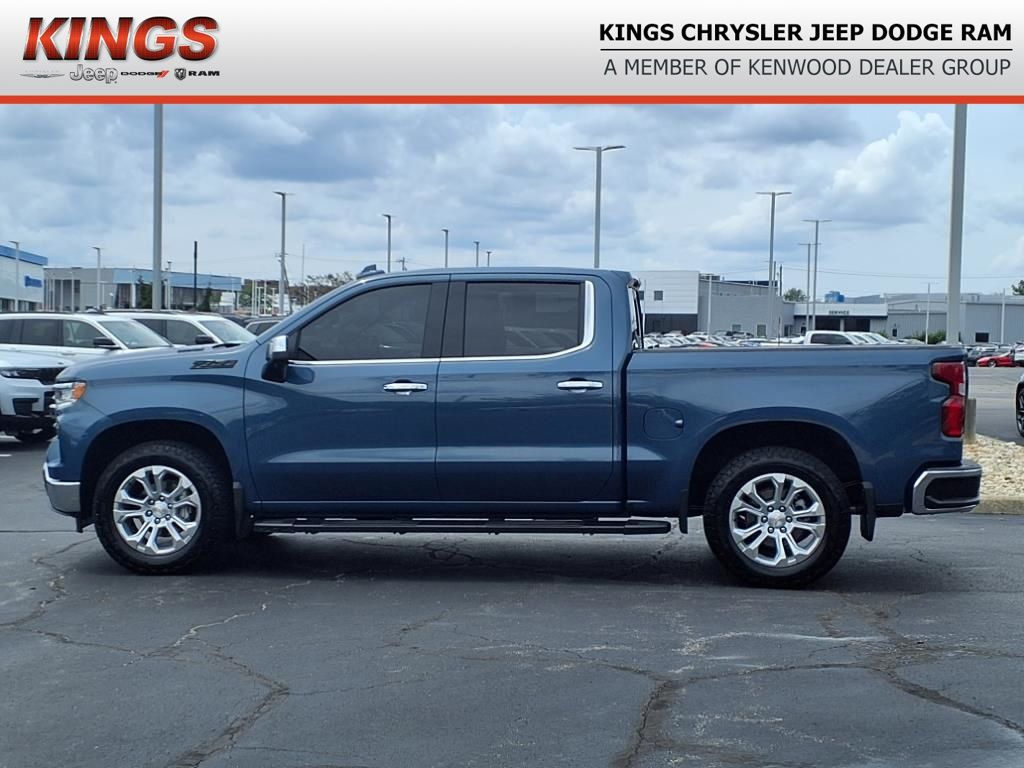 2024 Chevrolet Silverado 1500 LTZ photo 3