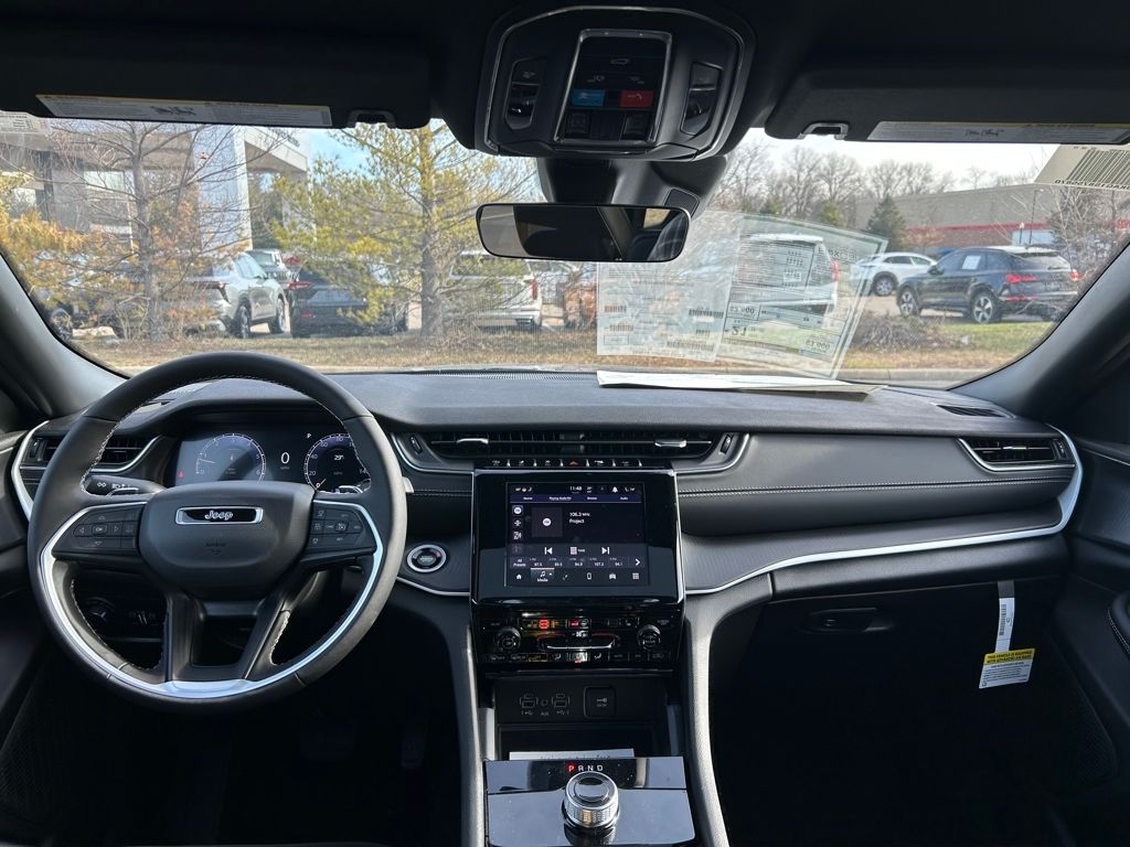 2025 Jeep Grand Cherokee L Altitude - Photo 10