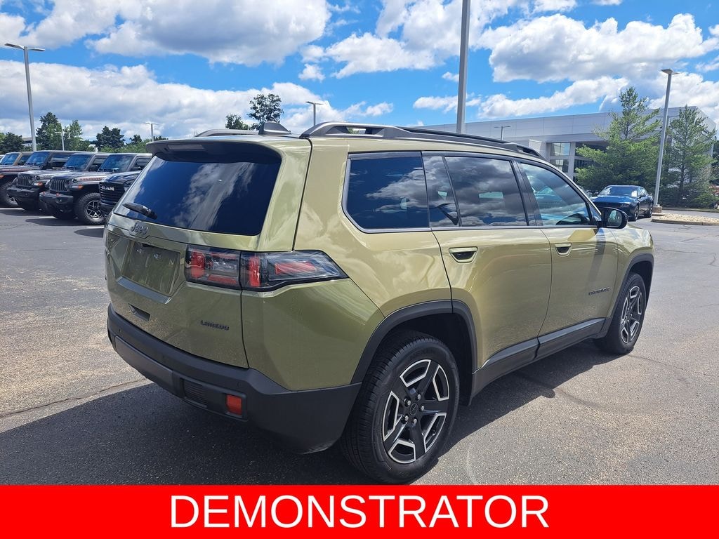 New 2026 Jeep Cherokee Laredo Sport Utility
