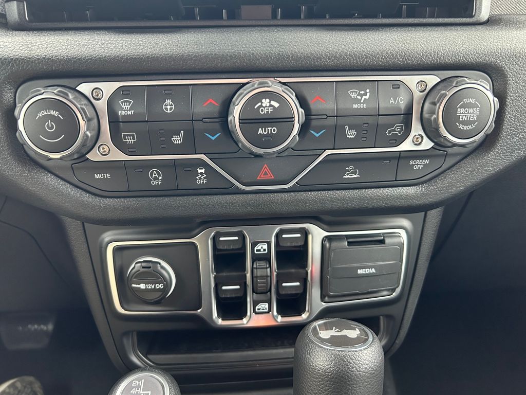 2025 Jeep Wrangler 4-Door Sport S - Photo 15