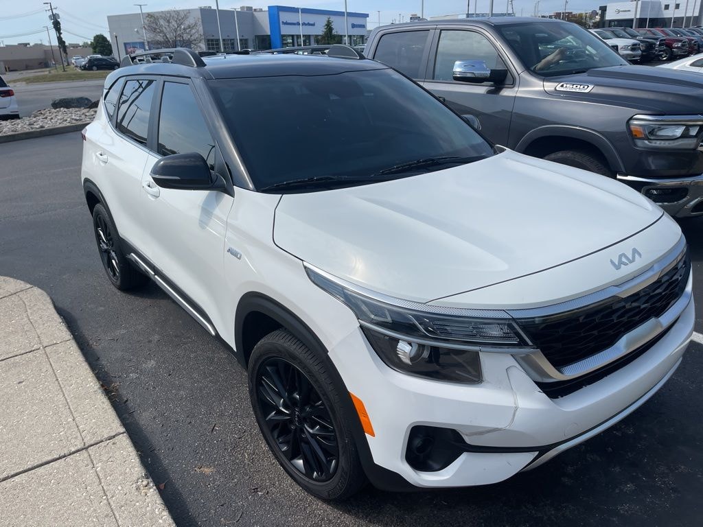 Used 2022 Kia Seltos Nightfall SUV