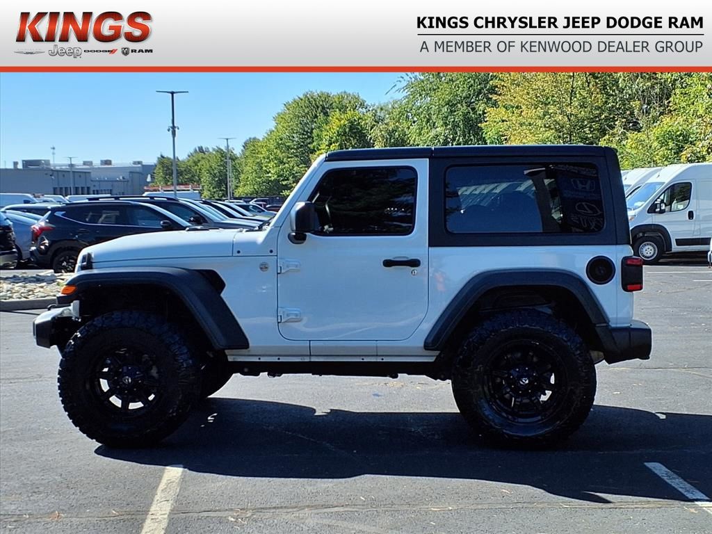 2019 Jeep Wrangler Sport S photo 3