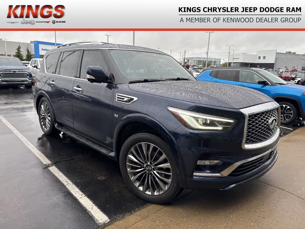 2018 Infiniti QX80 photo 2