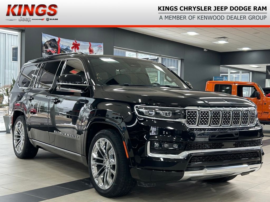 2022 Jeep Grand Wagoneer Series II's photo