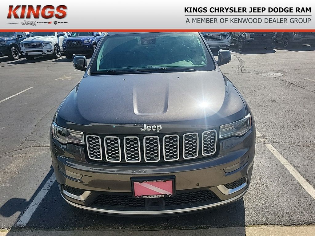 2017 Jeep Grand Cherokee Summit photo 2