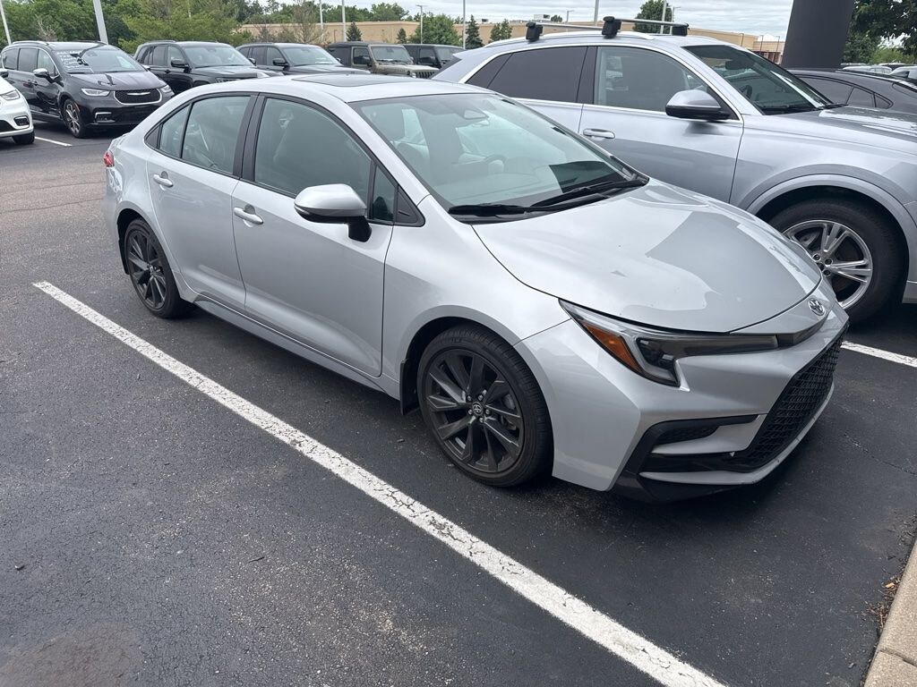 Used 2023 Toyota Corolla SE Sedan