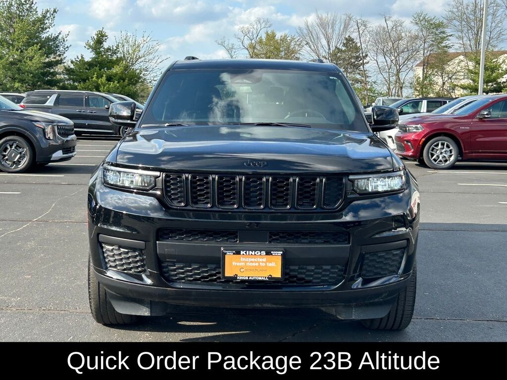 Used 2023 Jeep Grand Cherokee L Laredo SUV