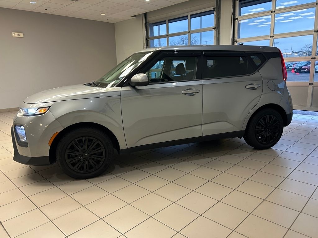 Used 2022 Kia Soul LX Hatchback