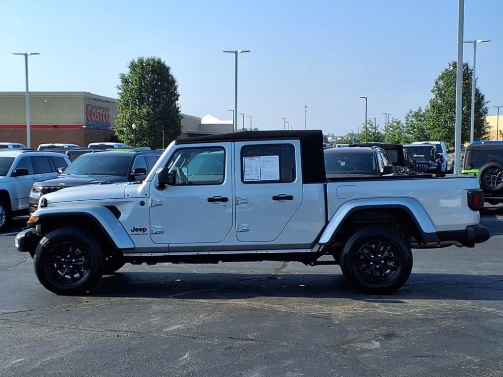 Certified 2023 Jeep Gladiator Sport Truck Crew Cab