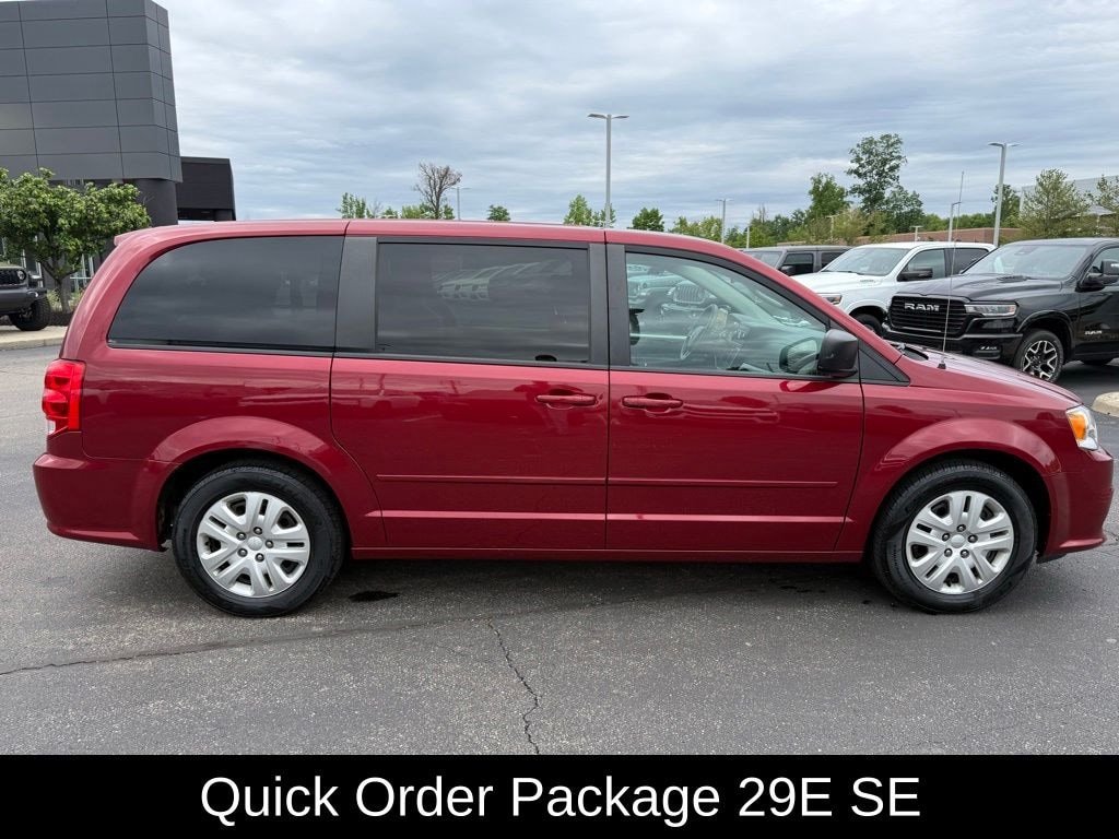 Used 2016 Dodge Grand Caravan AVP/SE Van