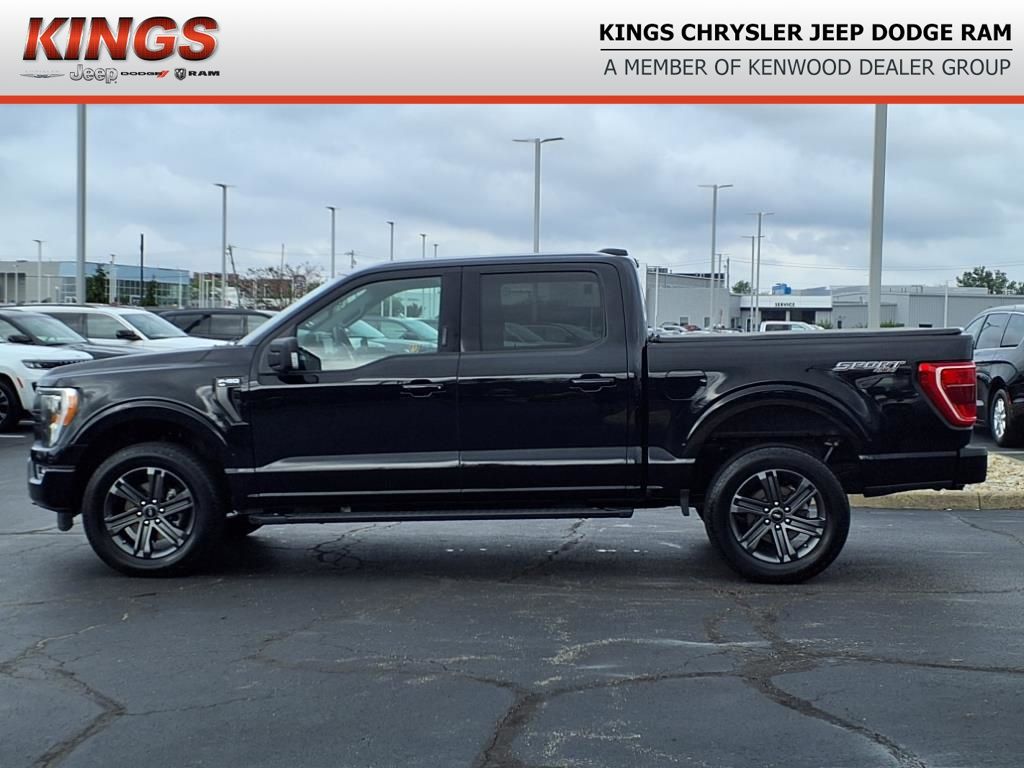2023 Ford F-150 XLT photo 3