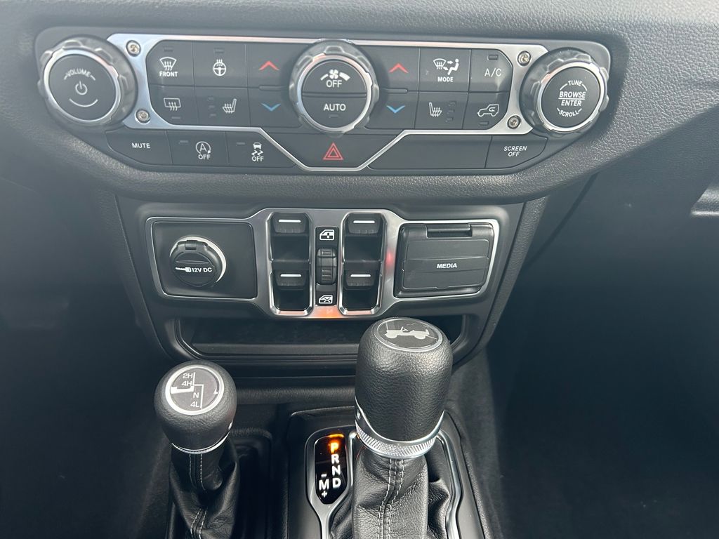 2025 Jeep Wrangler 4-Door Sport S - Photo 13