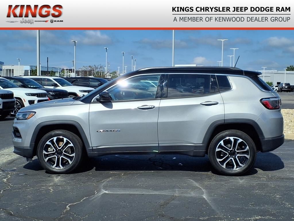 2023 Jeep Compass Limited photo 2