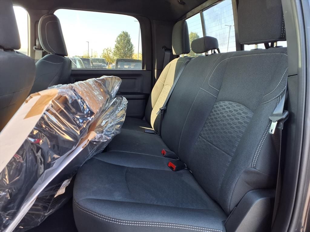 2025 RAM 2500 Tradesman - Photo 9