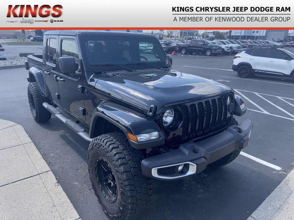 2023 Jeep Gladiator Sport S photo 2