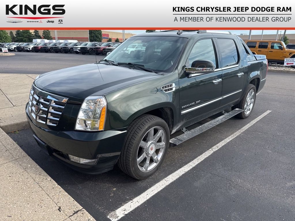 2013 Cadillac Escalade EXT AWD Premium's photo