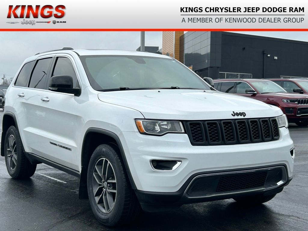 2017 Jeep Grand Cherokee Limited's photo