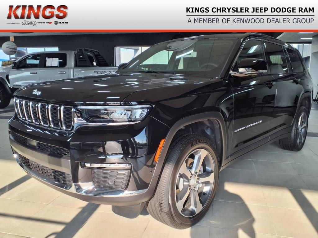 2025 Jeep Grand Cherokee Limited photo 2