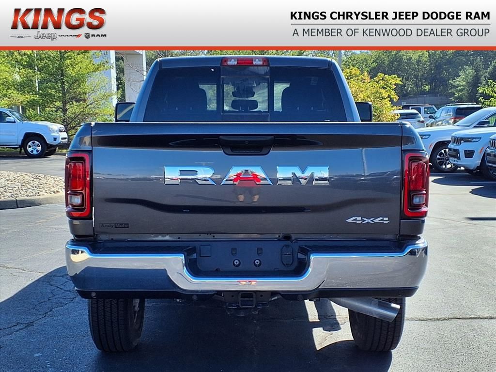 2025 Ram 2500 Tradesman photo 4