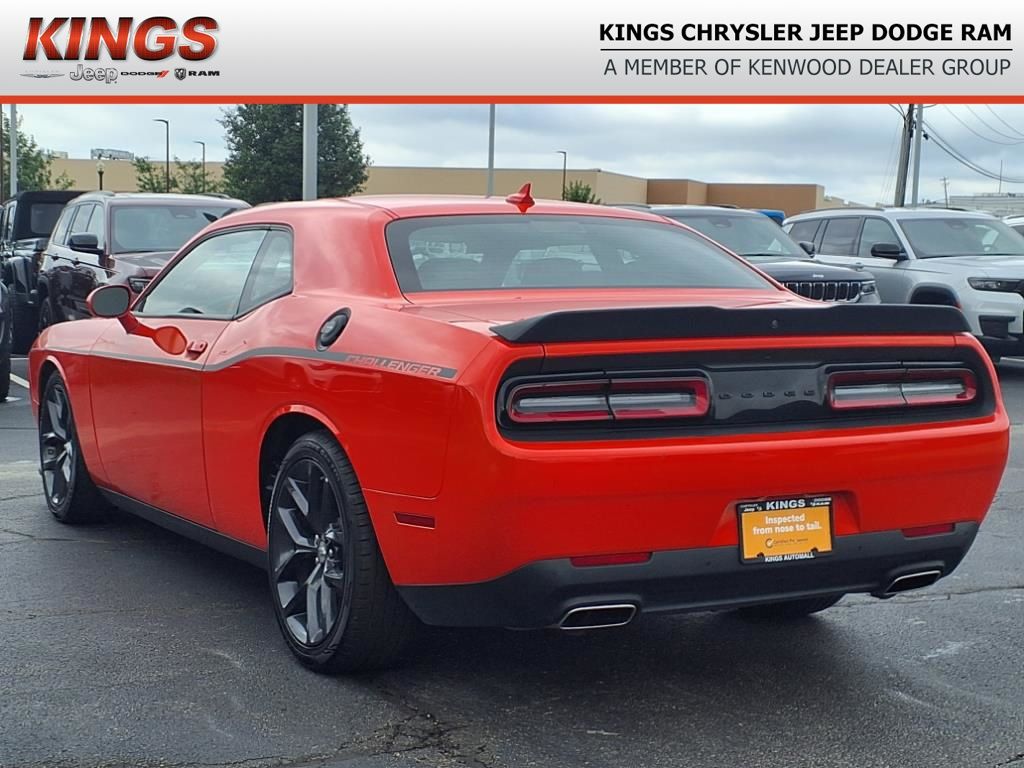 2022 Dodge Challenger GT photo 4