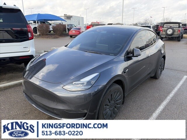 2024 Tesla Model Y Long Range's photo