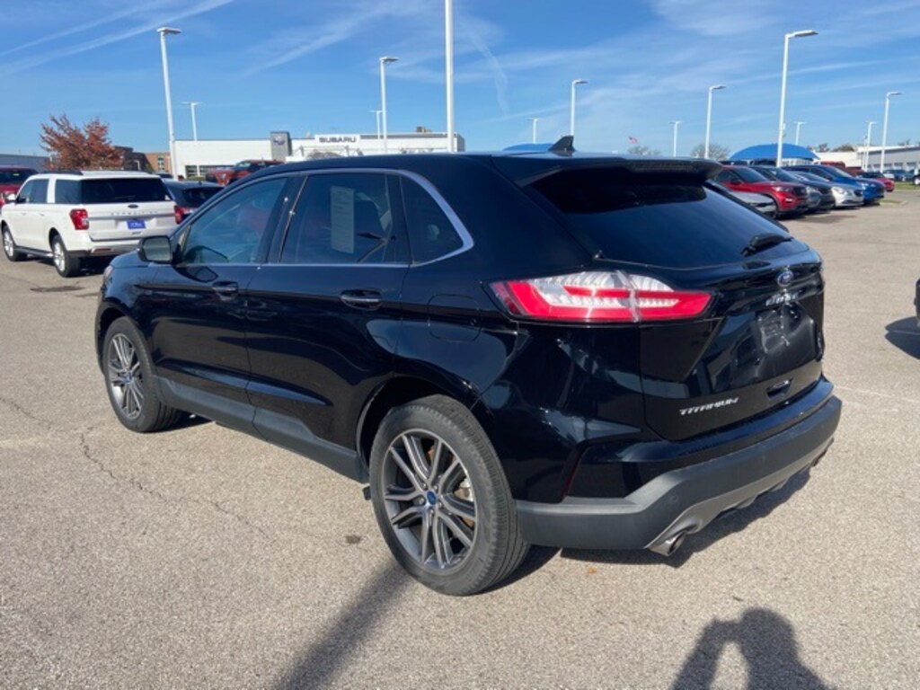 Certified 2022 Ford Edge Titanium SUV